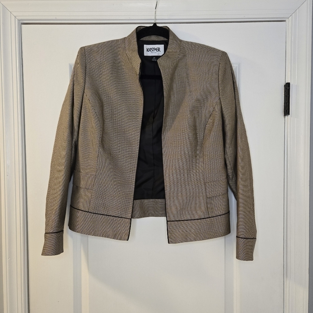 Kasper Neutral Tweed Open-Front Blazer with Black Trim
